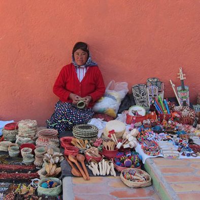 Mexikanische Handarbeit von der Raramuri Frauen